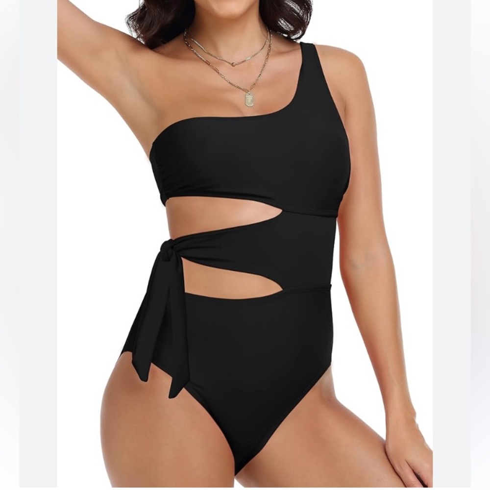 Mycoco Women's One Shoulder Black one piece Swimsuit. Size 10